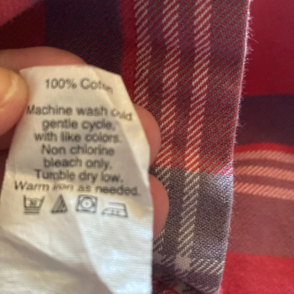 J. Crew Red and Blue Casual Button Down. Size S. Flannel. 100% cotton.